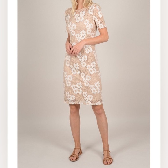 Molly Bracken Tan Cream Crochet Flower Modest Classic Preppy Sheath Dress Med - Picture 3 of 14